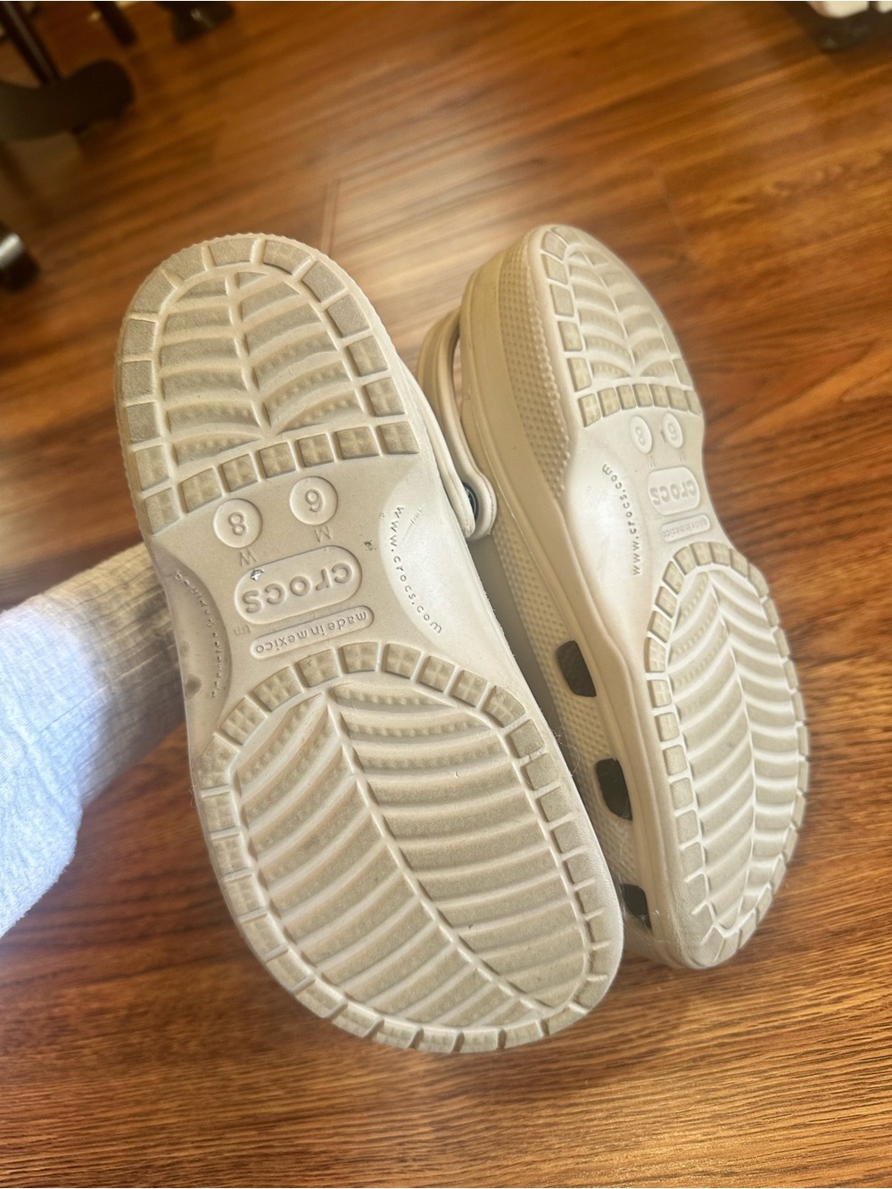 Tan Crocs - Picture 5 of 5